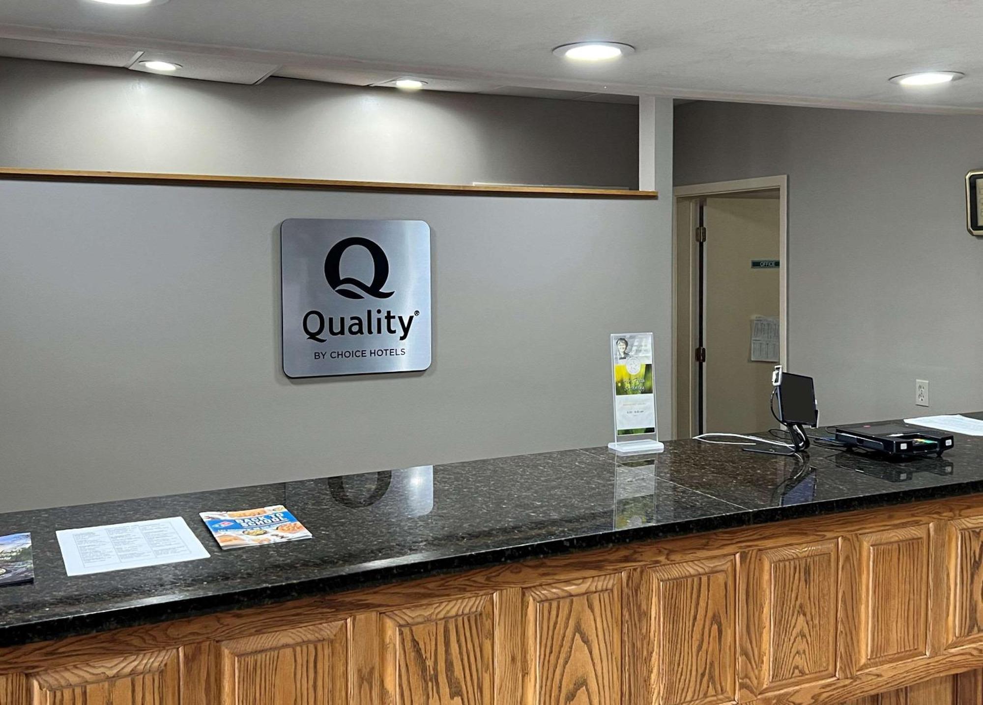 Quality Inn & Suites Grants - I-40 Екстер'єр фото