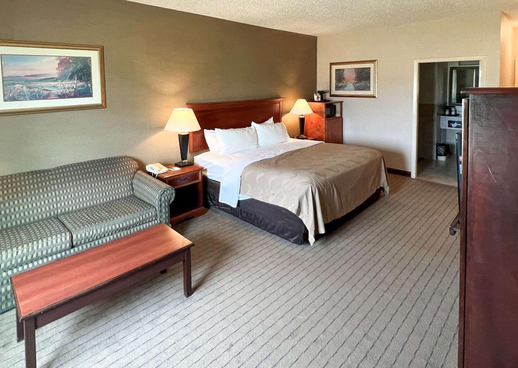 Quality Inn & Suites Grants - I-40 Екстер'єр фото